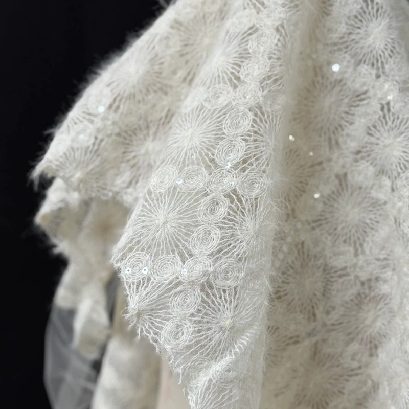 1야드 분량의 패션 디자인 웨딩드레스용 퍼프 스커트,  - Sewing Embroidery Fabric 리뷰 및 가격